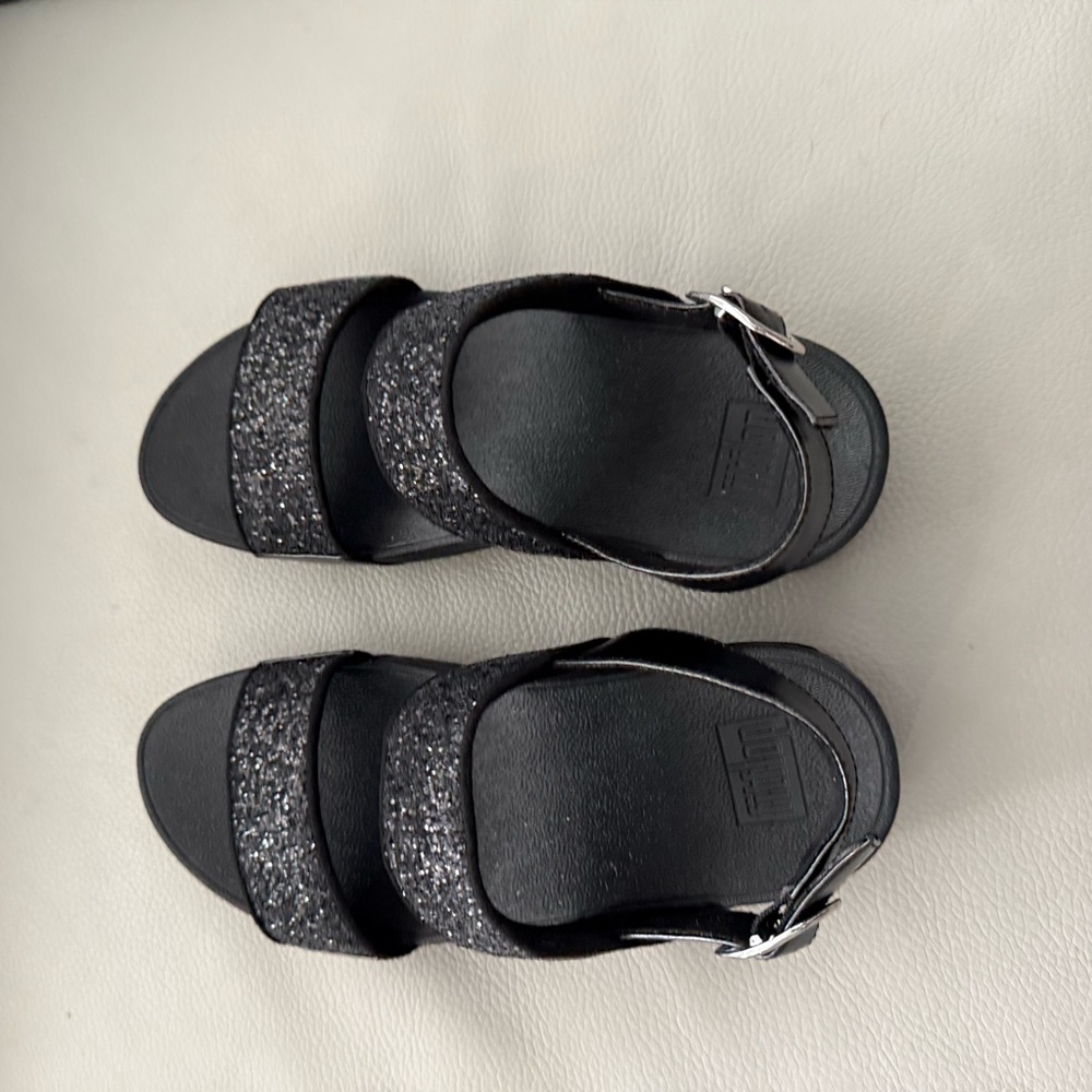 Fit Flop  Black Glitter Sandals brand new never worn